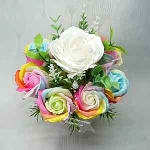 Színes szappanrózsa csokor fém vödörben