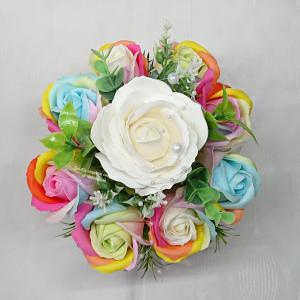 Színes szappanrózsa csokor fém vödörben