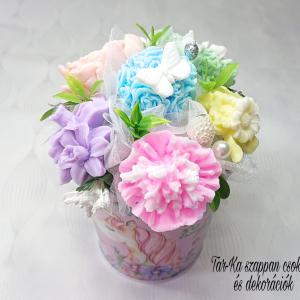 Szivárvány csillámpóni vödrös illatos szappan csokor