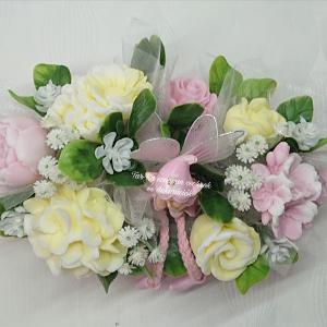 Tündéres szappanvirág csokor csónak alakú kaspóban