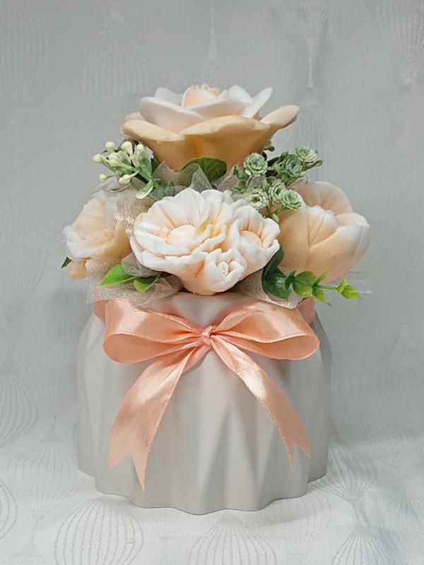 Fehér levendula illatú szappanvirág csokor