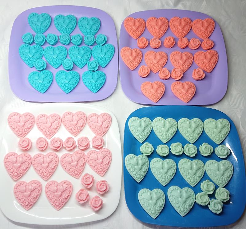 Gerlepár szív és kis rózsa szappan dísz celofánban