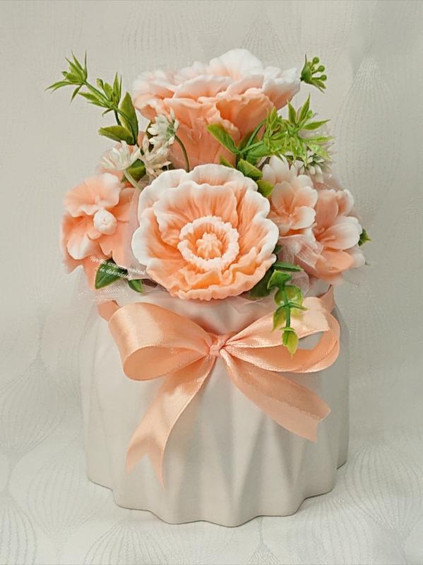 Hársméz illatú szappanvirág csokor