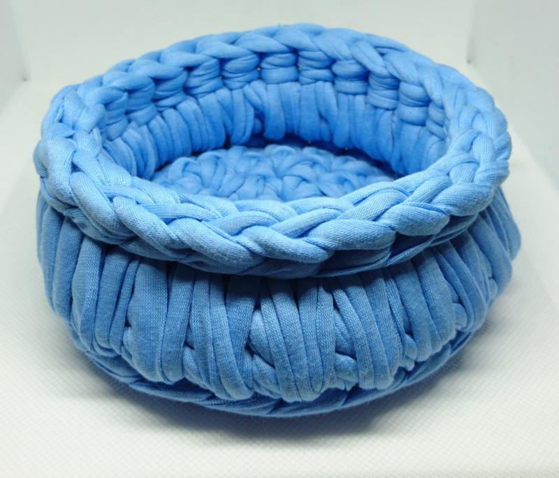 Horgolt ékszertartó nagy méretű (Világoskék)