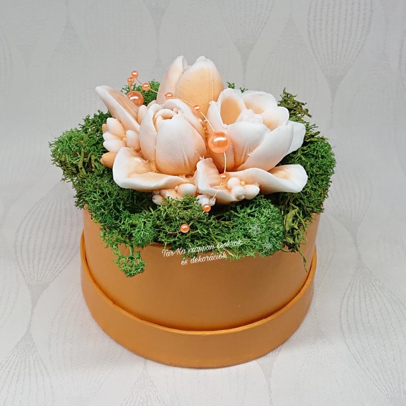 Illatos tulipán szappan csokor