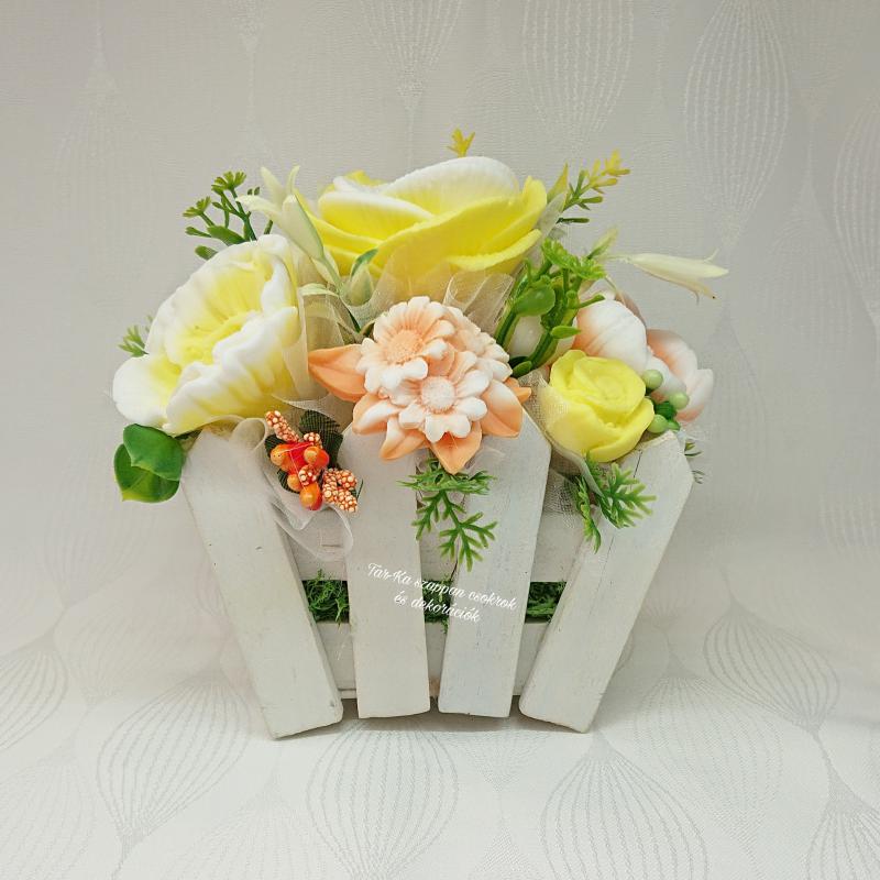 Illatos virágoskert szappan csokor