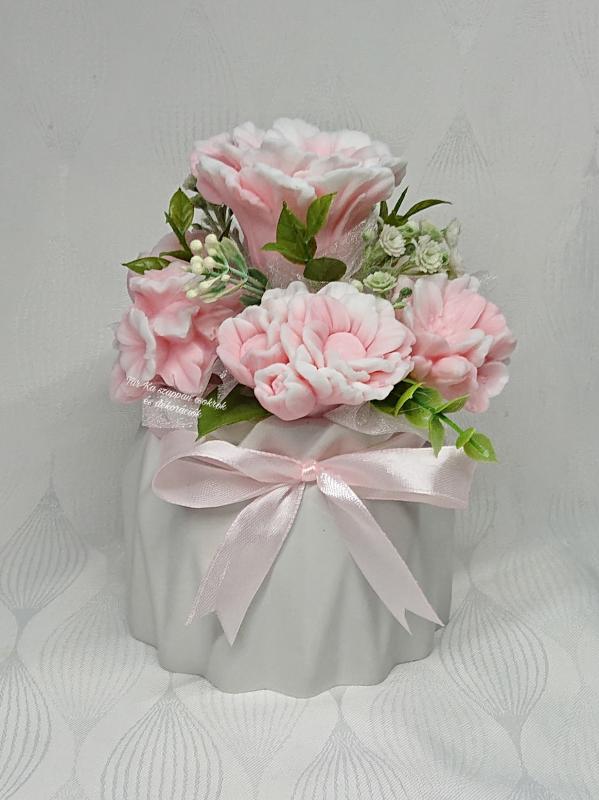 Magnólia illatú szappanvirág csokor