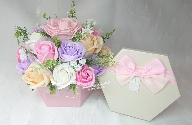 Óriás szappanrózsa box 21 rózsával