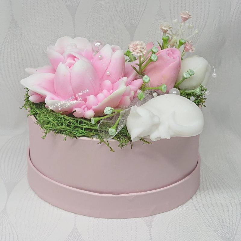 Pink cicás/macskás illatos tulipán szappan csokor ovális boxban
