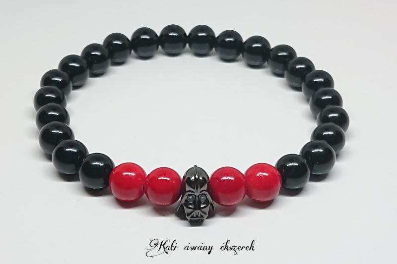 Star Wars ásvány karkötő Darth Vader-es köztessel