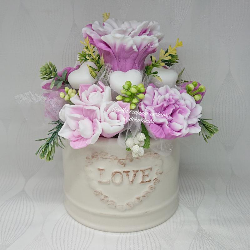 Szappanvirág csokor LOVE kaspóban