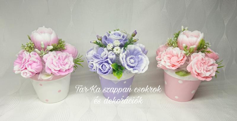 Szappanvirág csokrok pöttyös kaspóban