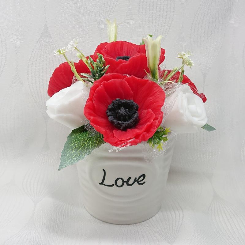 Szappanvirág dekorációk kis kaspóban