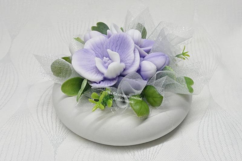 Szappanvirágok (orchidea) kis kaspóban