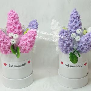 Anyák napi orgona szappanvirág csokrok