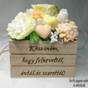 Anyák napi, szülőköszöntő egyedi illatos szappan box. Köszönöm, hogy.....