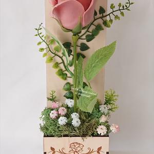 Boldog Anyák napját! szappanrózsa fa dobozban