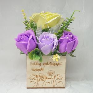 Boldog születésnapot kívánok! szappanrózsa csokor