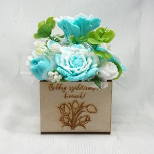 Boldog születésnapot kívánok! szappanvirág csokor