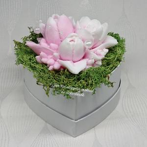 Illatos tulipán szappan csokor szív boxban