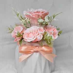 Jácint illatú, korall színű szappanvirág csokor