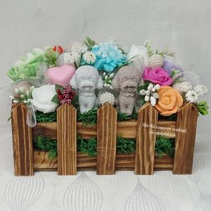 Kutyás illatos virágoskert