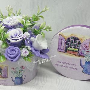 Lila - fehér szappanvirág csokor