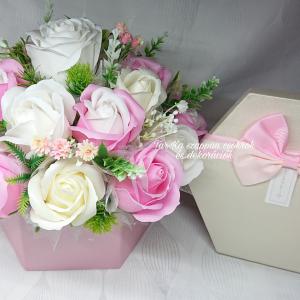 Óriás szappanrózsa box 21 rózsával
