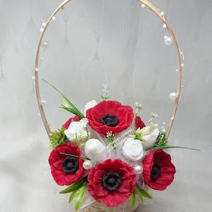 Pipacs  szappanvirág dekoráció kosárban