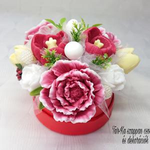 Piros - sárga - fehér szappan csokor kerek formájú boxban