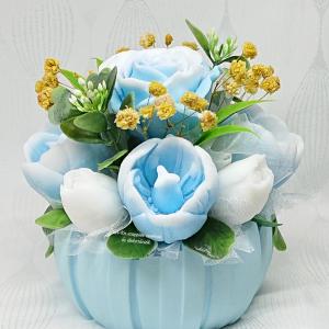 Rózsa - pézsma illatú kék szappanvirág csokor