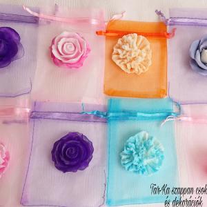 Szappan virágok organza szatyorral