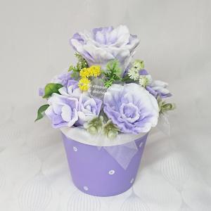 Szappanvirág csokor nagy pöttyös kaspóban