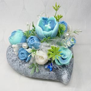Szappanvirág csokor szürke szív kerámia kaspóban