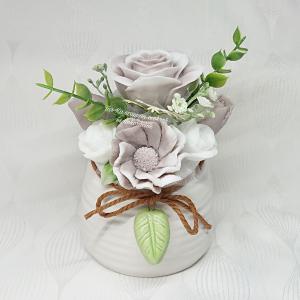 Szappanvirág csokor zöld leveles kaspóban