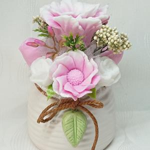 Szappanvirág csokor zöld leveles kaspóban