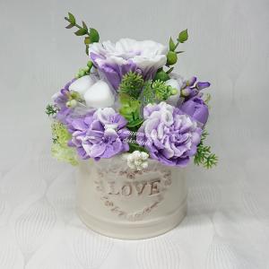 Szappanvirág csokrok LOVE kaspóban