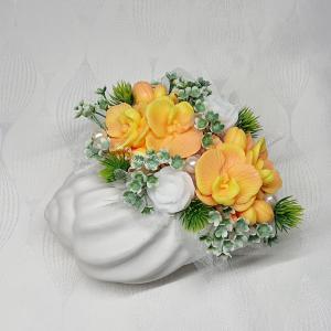 Szappanvirágok csigaházban (orchidea)