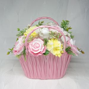 Szappanvirágok rózsaszín táskában