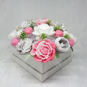 Világító szappan csokor nagy négyzetes boxban