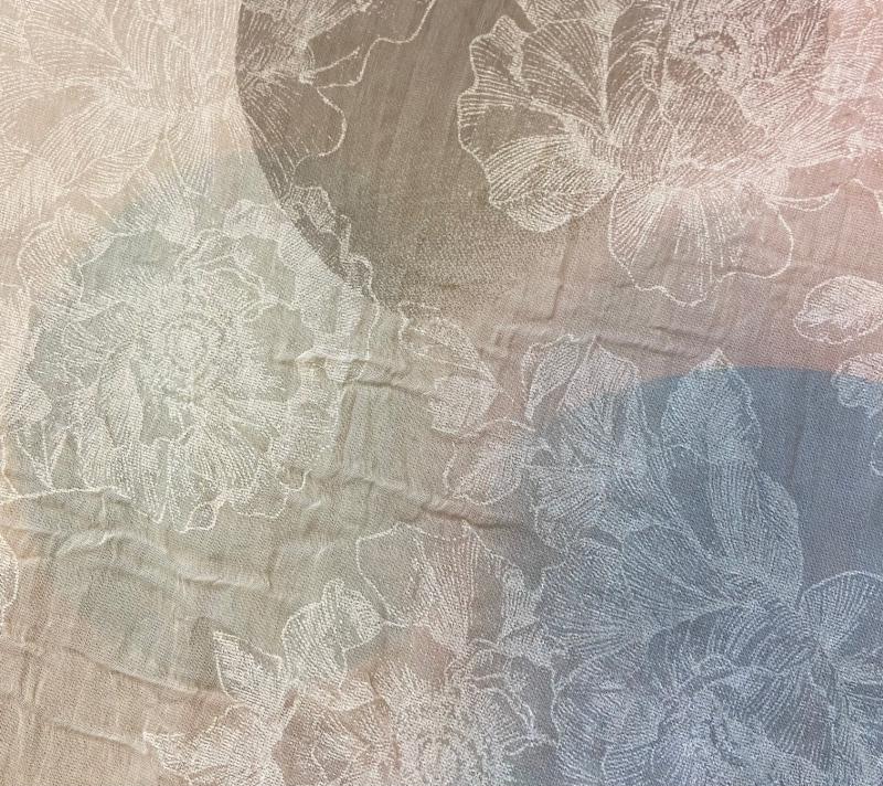 Bézs alapon -   pettyes - virágos pamut selyem sál másolata