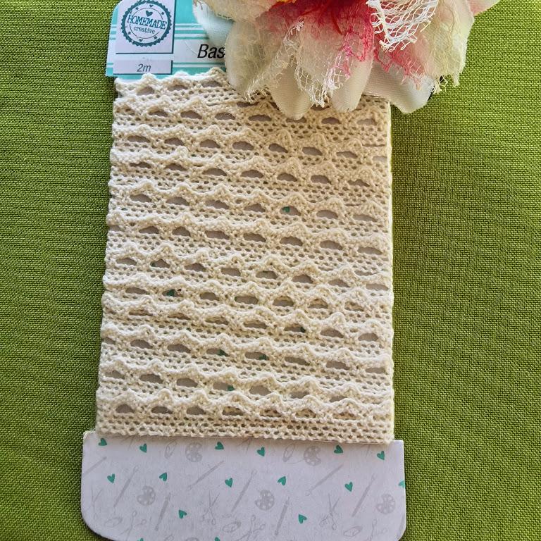 12SCS52 - 12mm-es ekrü pamut csipke szalag - 200cm