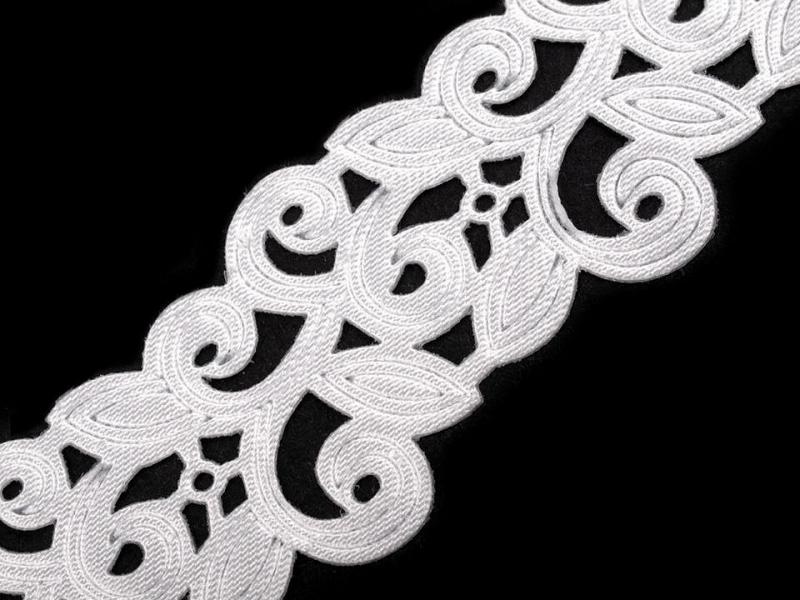 20SZK12 - 22mm-es fehér inda mintás, kivágott Esküvői szatén szalag