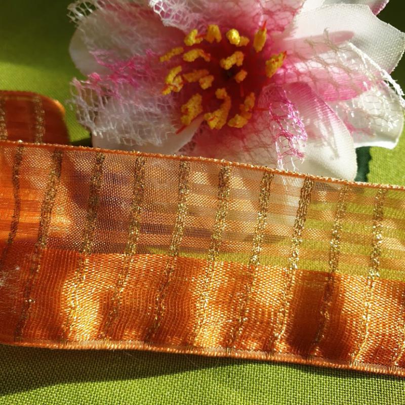 40SLM15 - 40mm-es arany lurex szálas narancs szatén szalag - 115cm