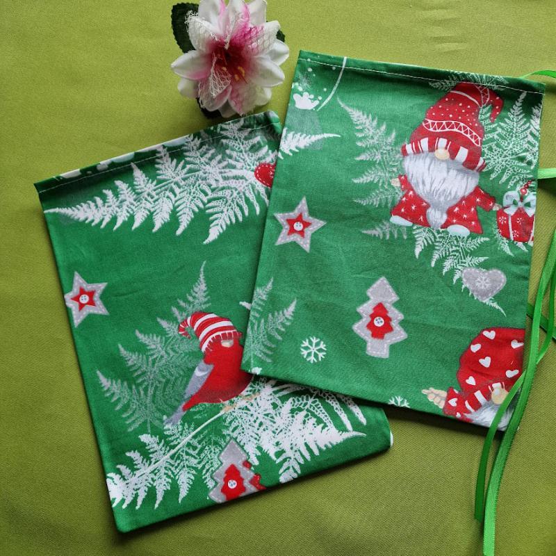 DCS128 - Manó és páfrány mintás mikulás zsák, textil ajándéktasak - zöld