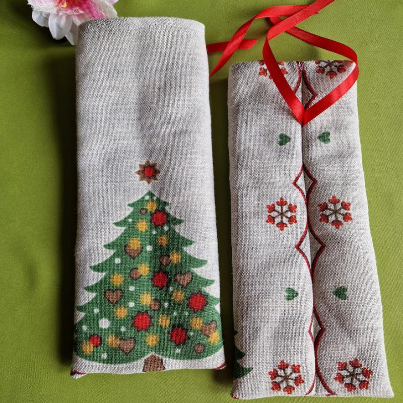 DCS93 - Karácsonyfa mintás textil ajándéktasak, minklás zsák, bortartó tasak