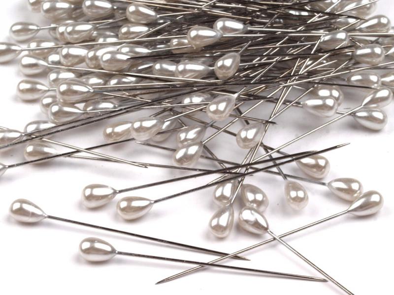 EKSÜVŐI dekor DEK27 - 55mm-es csepp alakú, Gyöngyház fejű dísz gombostű