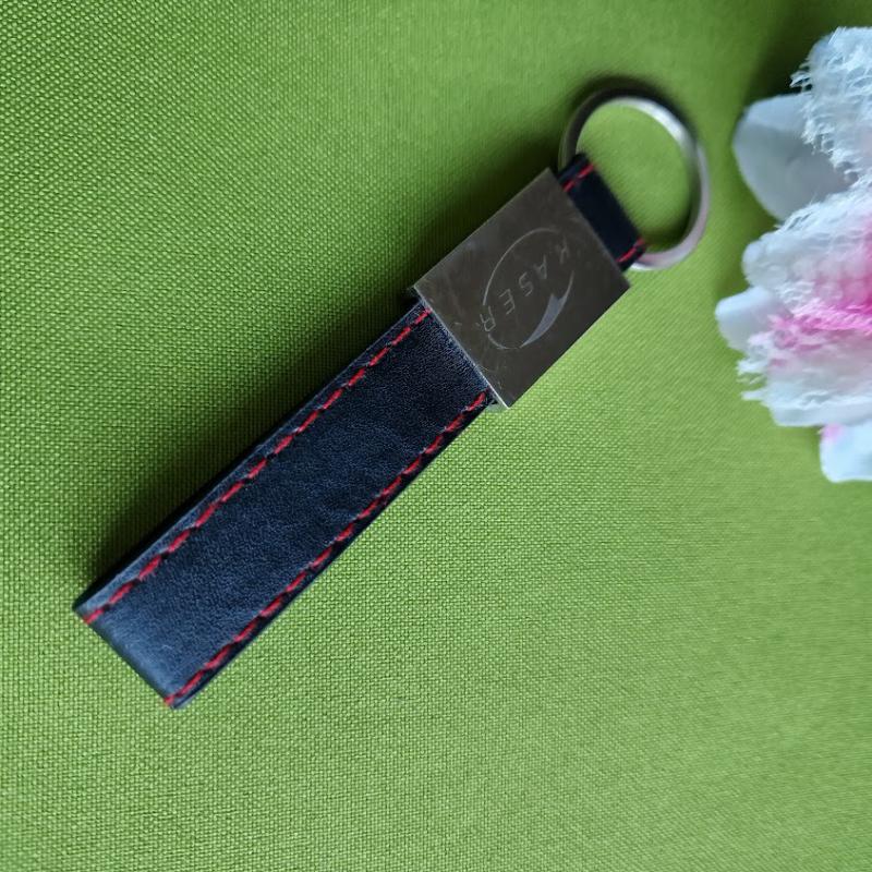 ÉKT13 - KASEI bőr kulcstartó