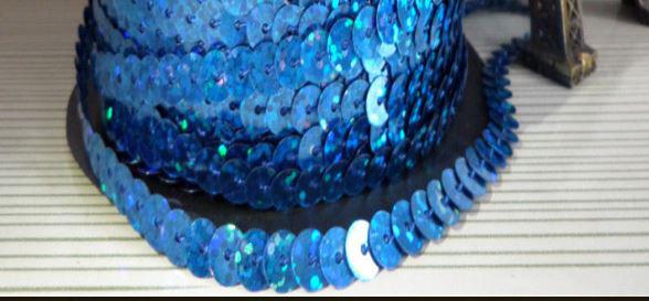 Esküvő 6mm-es királykék flitter 270cm hosszú