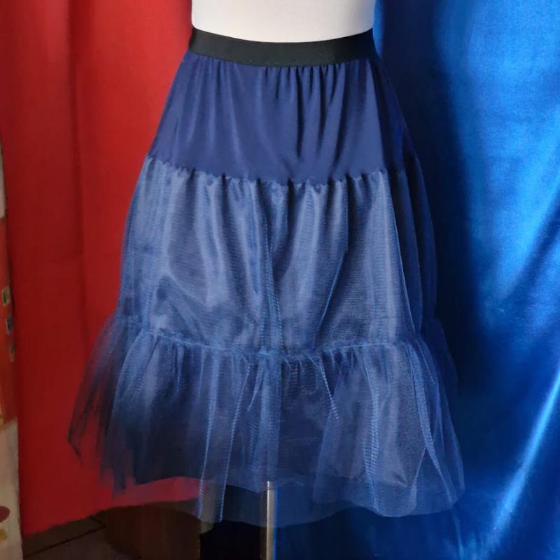 ESKÜVŐ ASZ49B – 2+1 rétegű, fodros, sötétkék midi tüll alsószoknya béléses